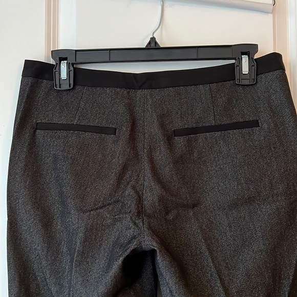 Like new! Gorgeous work pants. So comfy! - Picture 5 of 7